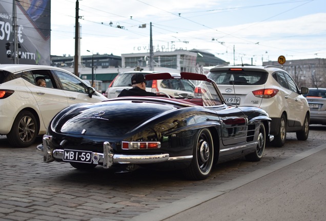 Mercedes-Benz 300SL Roadster