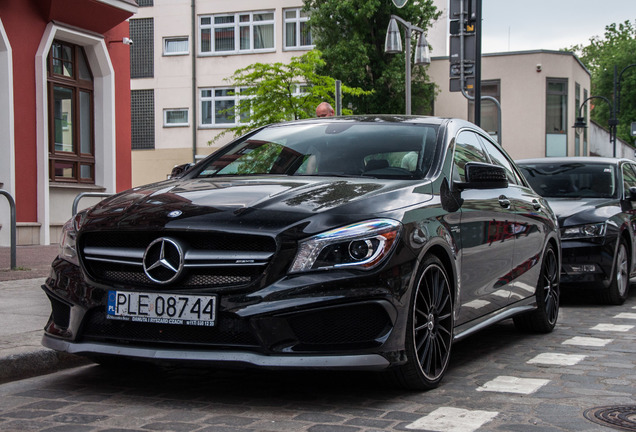 Mercedes-Benz CLA 45 AMG C117