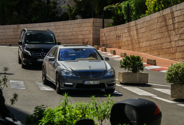 Mercedes-Benz S 63 AMG W221 2010