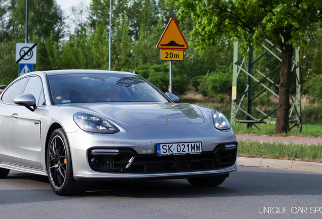 Porsche 971 Panamera Turbo S E-Hybrid