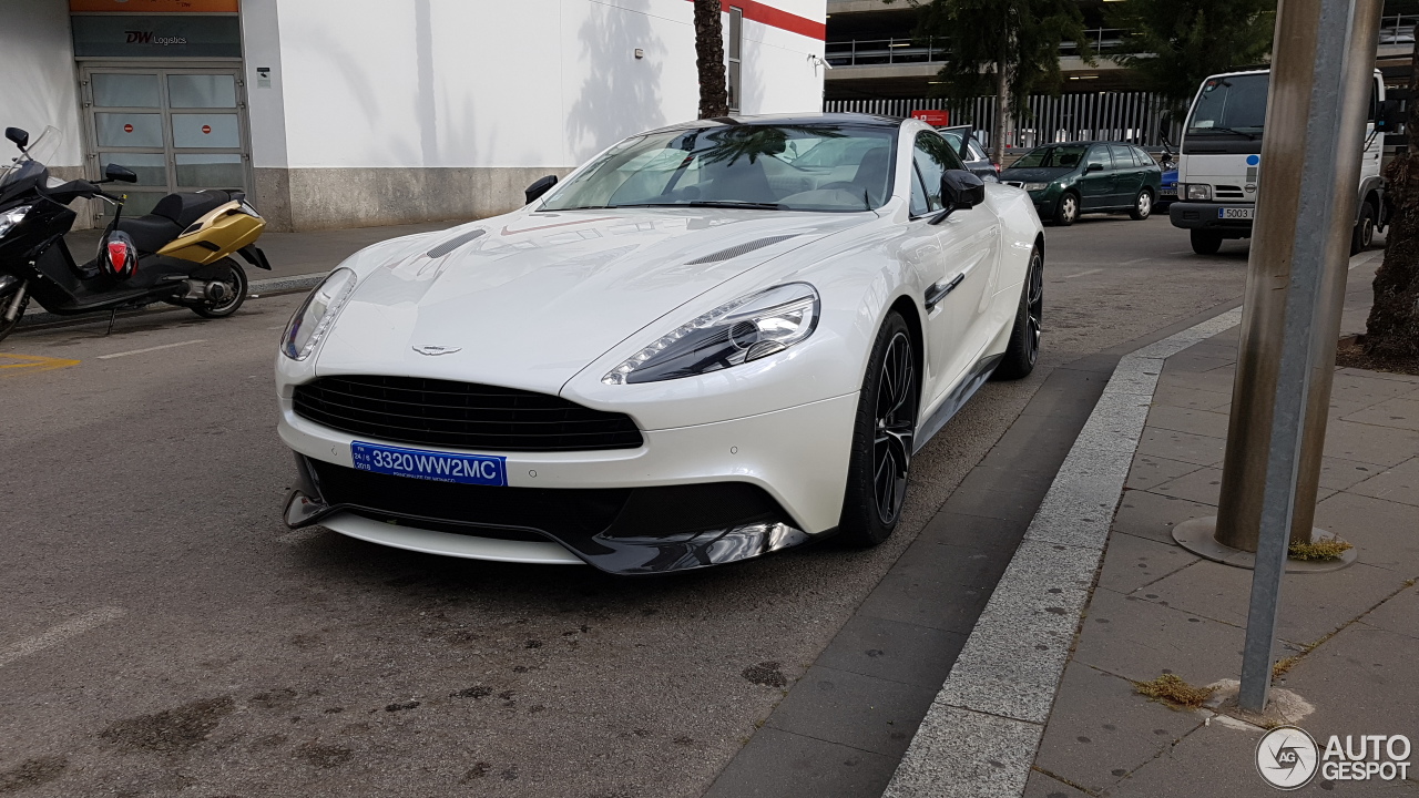 Aston Martin Vanquish 2013