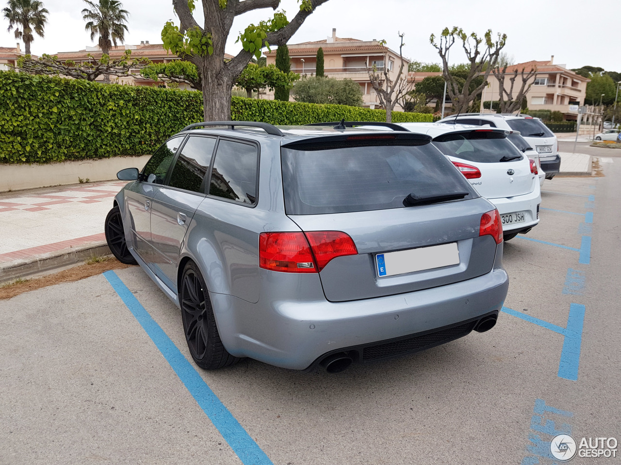 Audi RS4 Avant B7