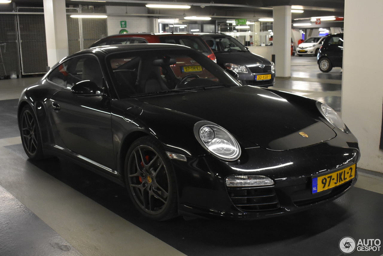 Porsche 997 Carrera 4S MkII Pon Edition