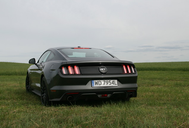 Ford Mustang GT 2015