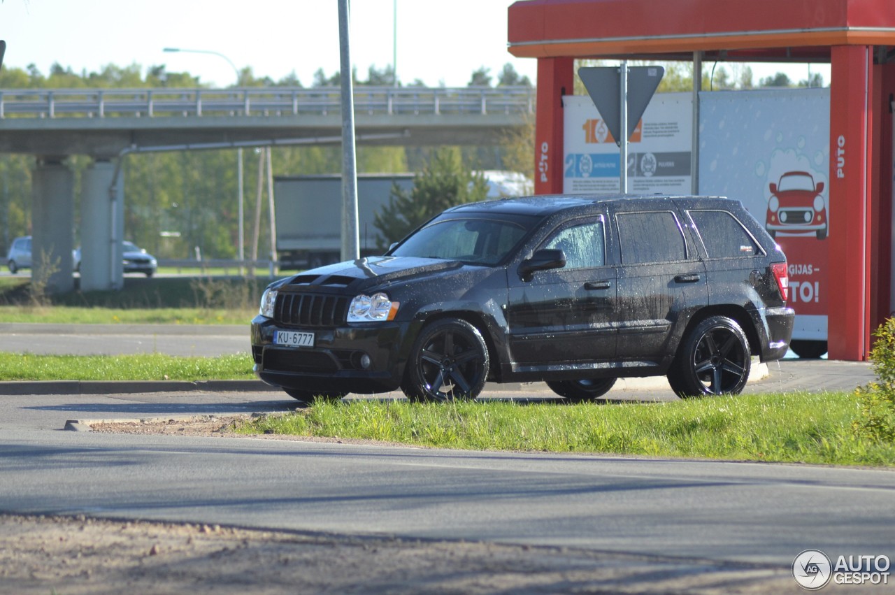 Jeep Grand Cherokee SRT-8 2005