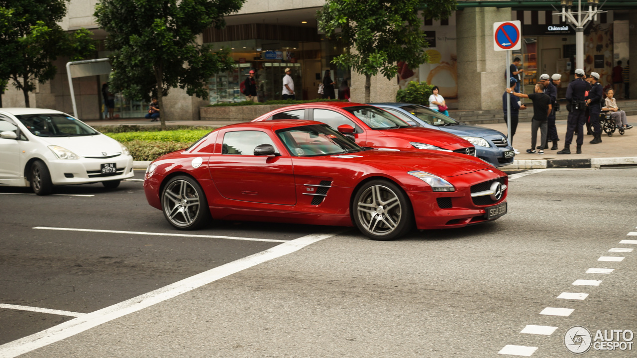 Mercedes-Benz SLS AMG