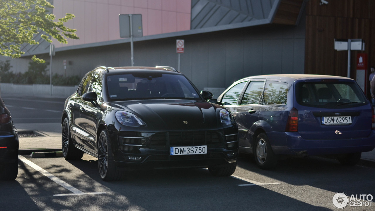 Porsche 95B Macan Turbo