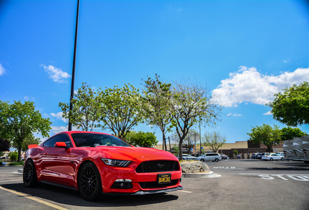 Ford Mustang GT 2015