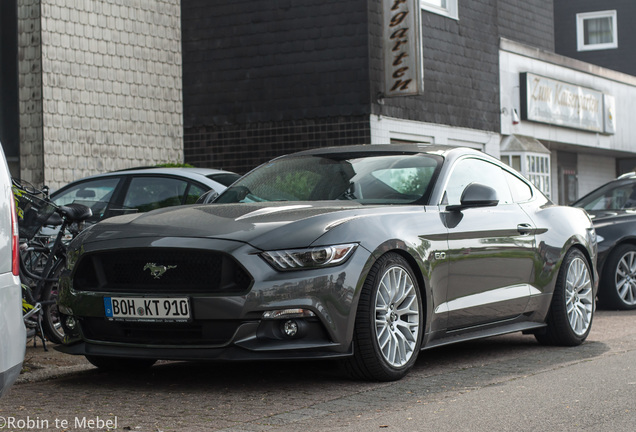 Ford Mustang GT 2015