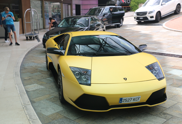 Lamborghini Murciélago LP640