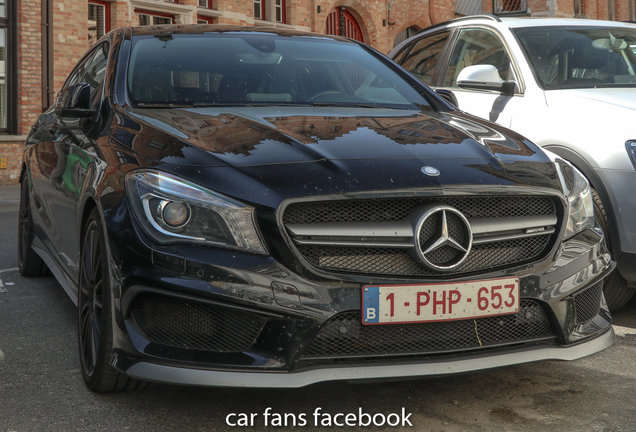 Mercedes-AMG CLA 45 Shooting Brake X117