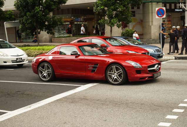 Mercedes-Benz SLS AMG