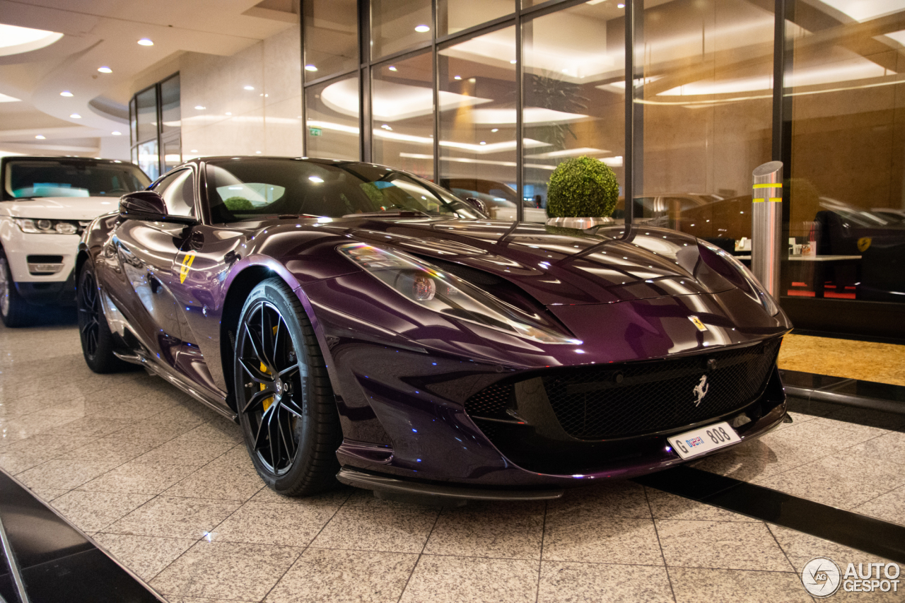 Ferrari 812 Superfast in Viola Hongkong: Seventh purple beauty spotted