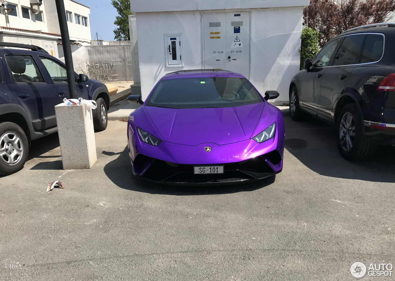 Lamborghini Huracán LP640-4 Performante