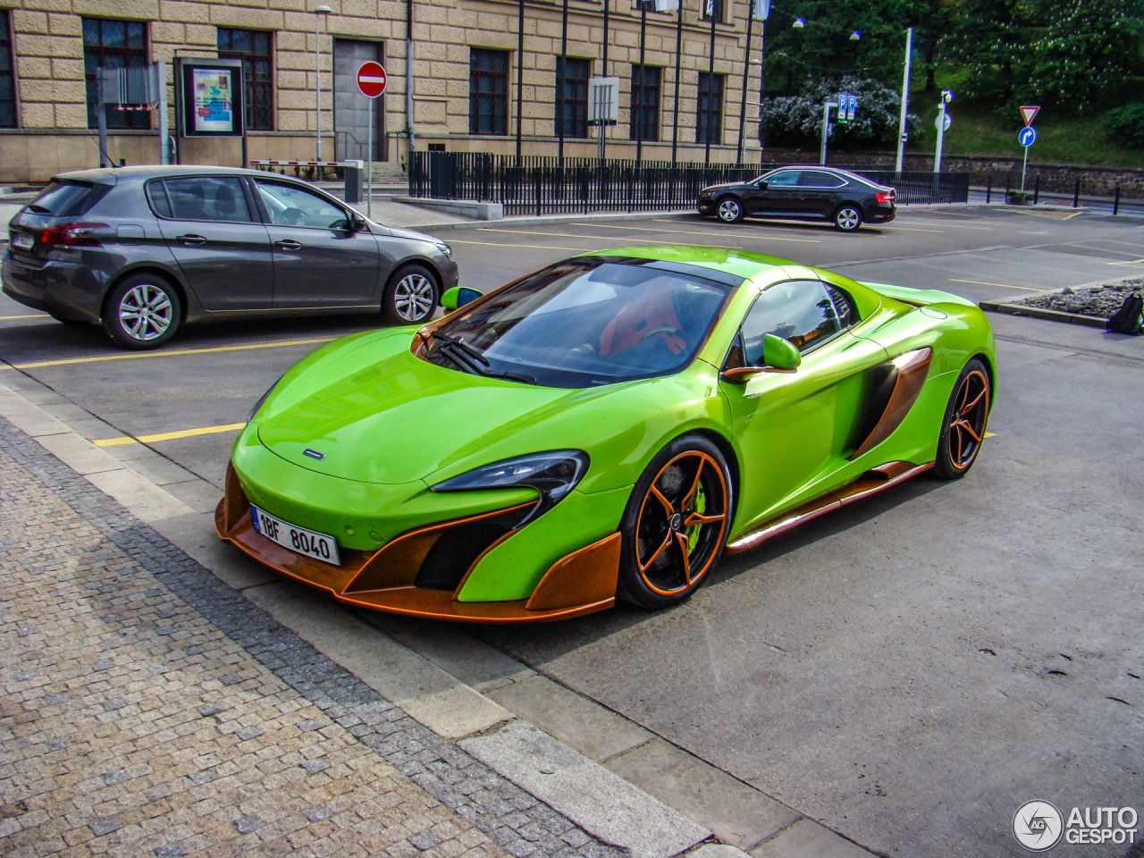 McLaren 675LT Spider