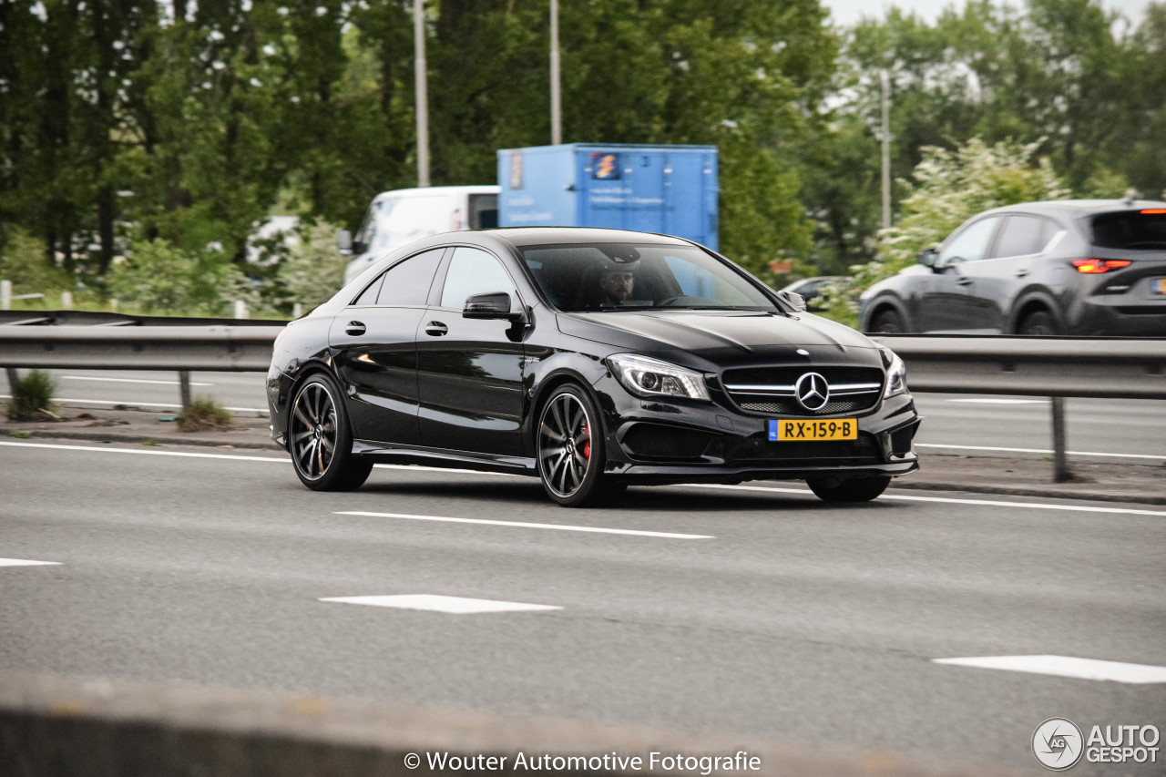 Mercedes-Benz CLA 45 AMG C117