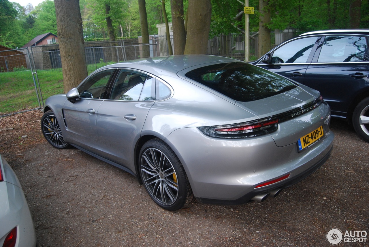 Porsche 971 Panamera Turbo