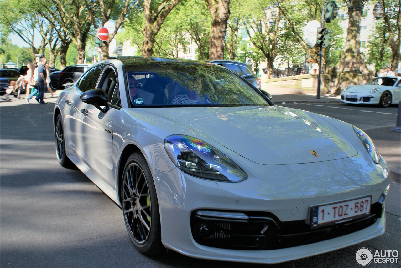 Porsche 971 Panamera Turbo S E-Hybrid