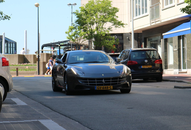 Ferrari FF