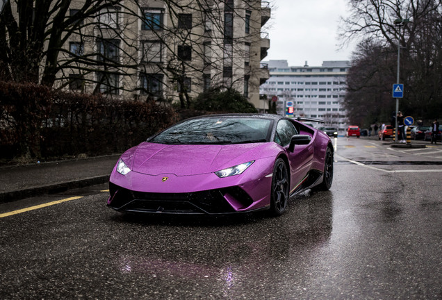 Lamborghini Huracán LP640-4 Performante