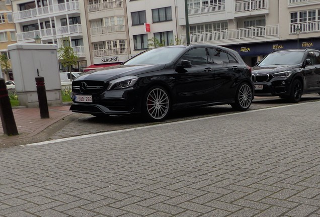 Mercedes-AMG A 45 W176 2015