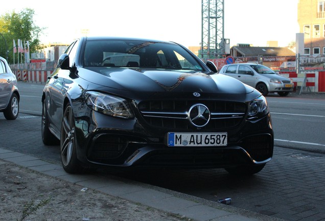 Mercedes-AMG E 63 S W213