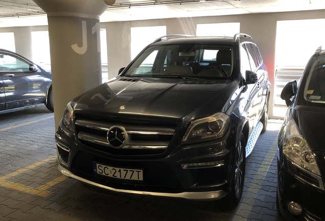 Mercedes-Benz GL 63 AMG X166