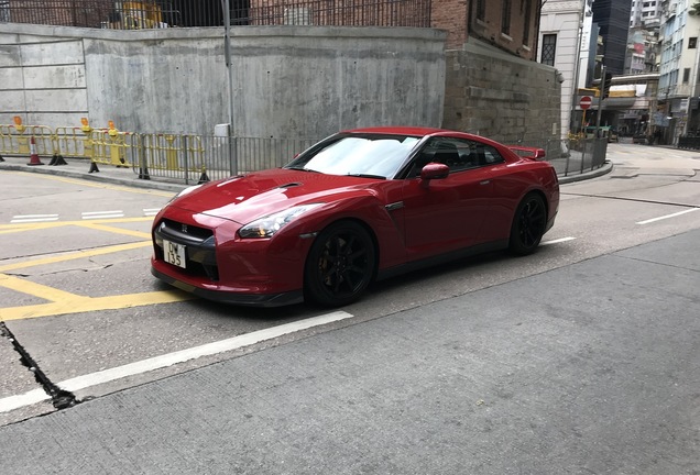 Nissan GT-R