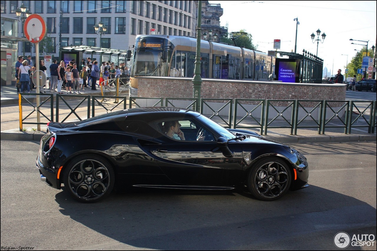 Alfa Romeo 4C Coupé