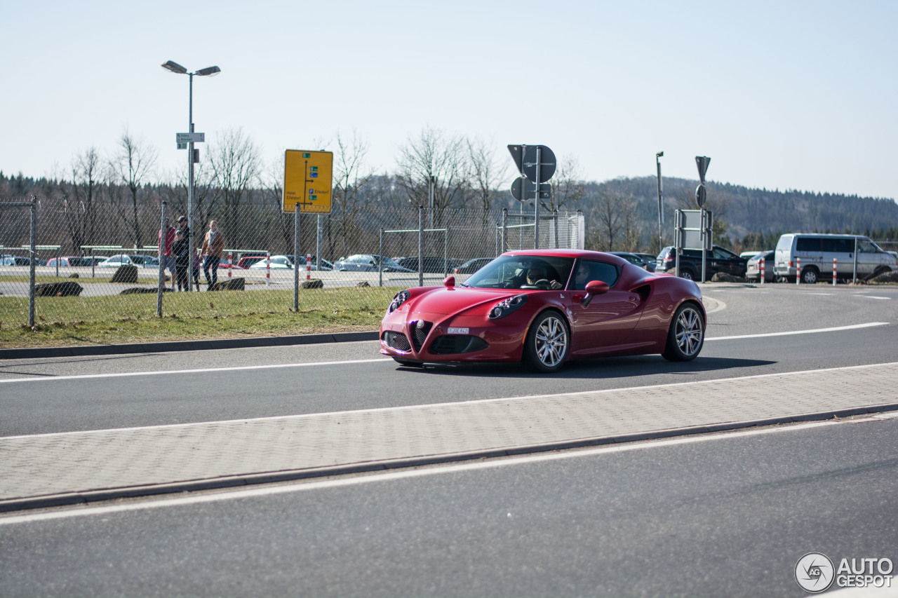 Alfa Romeo 4C Coupé