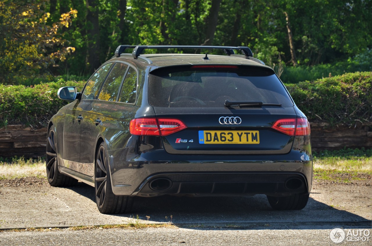 Audi RS4 Avant B8