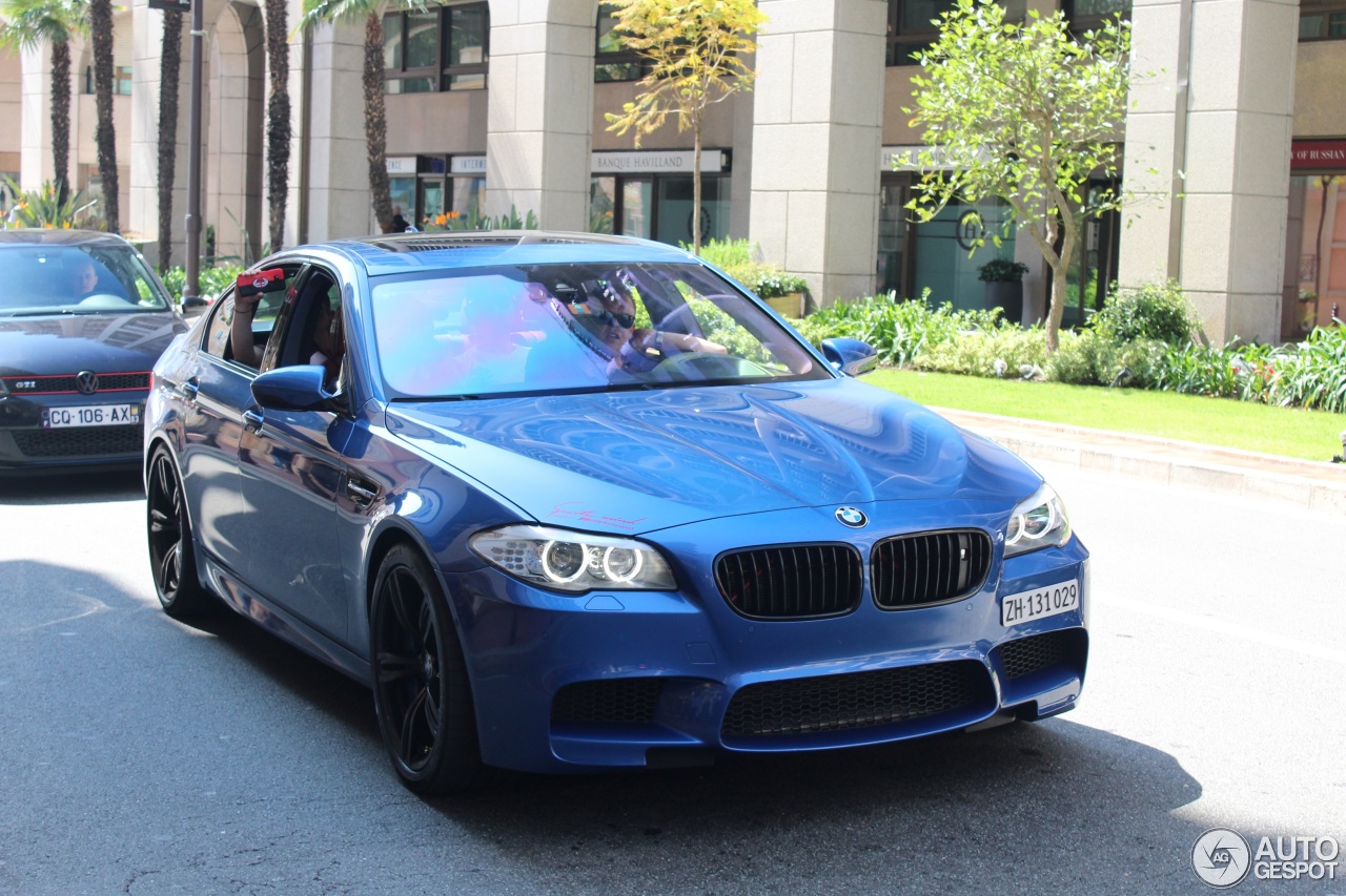 BMW M5 F10 2011