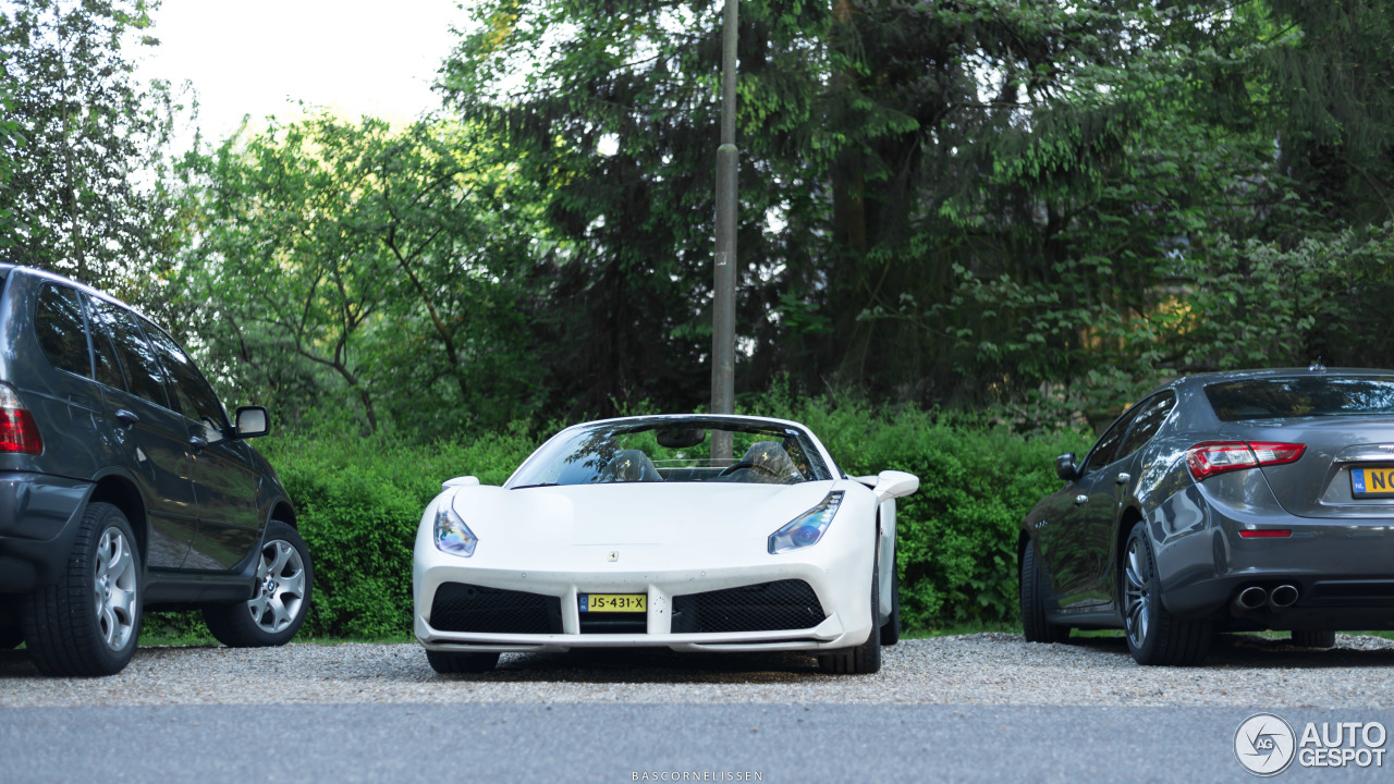 Ferrari 488 Spider