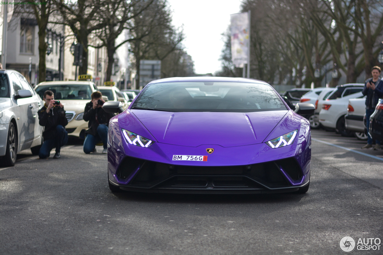 Lamborghini Huracán LP640-4 Performante