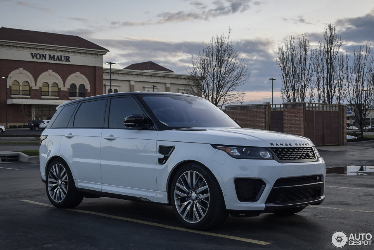 Land Rover Range Rover Sport SVR