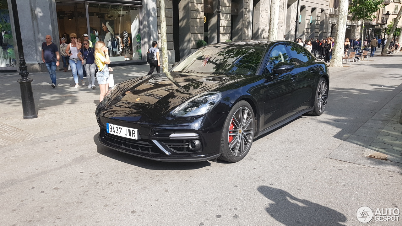 Porsche 971 Panamera Turbo