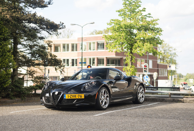 Alfa Romeo 4C Coupé