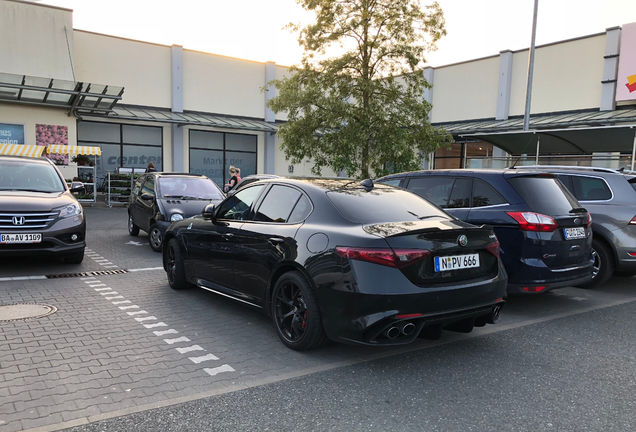 Alfa Romeo Giulia Quadrifoglio