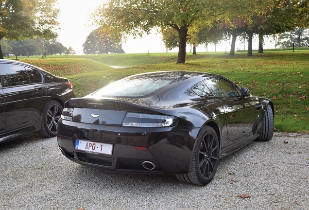 Aston Martin V12 Vantage S