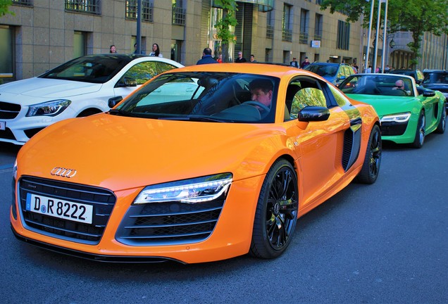 Audi R8 V10 Plus 2013