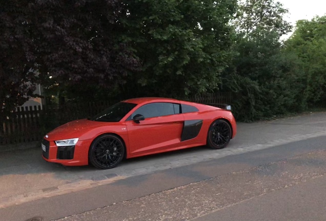 Audi R8 V10 Plus 2015