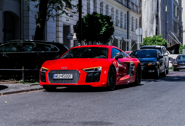 Audi R8 V10 Plus 2015