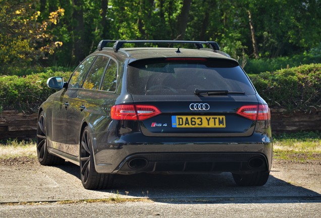 Audi RS4 Avant B8