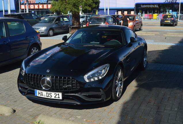 Mercedes-AMG GT C190 2017