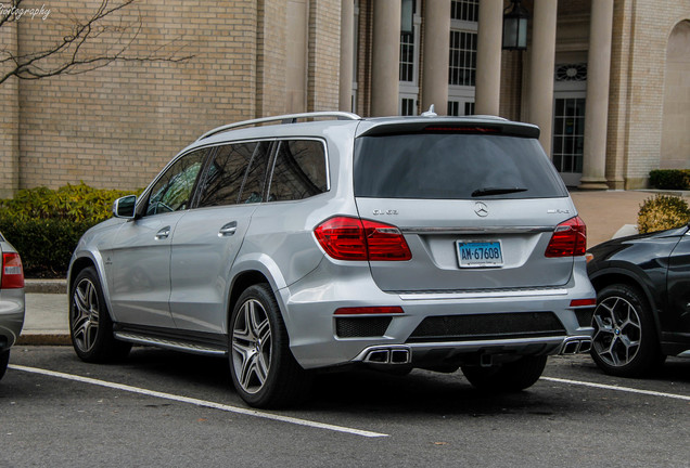 Mercedes-Benz GL 63 AMG X166