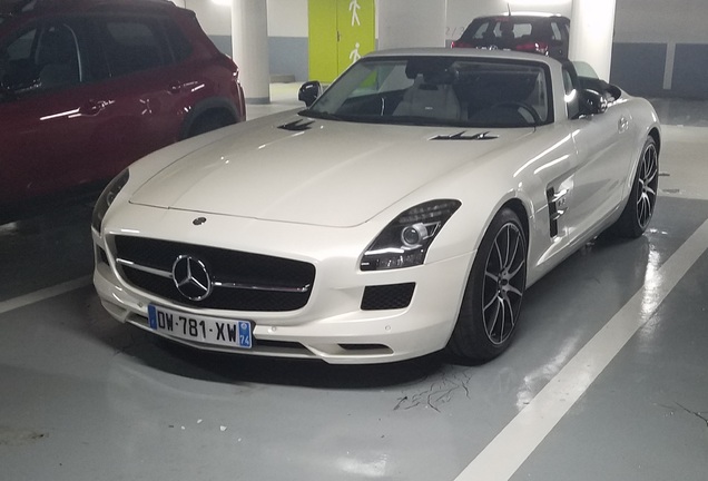 Mercedes-Benz SLS AMG GT Roadster