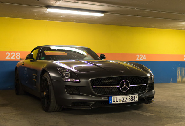 Mercedes-Benz SLS AMG GT Roadster Final Edition