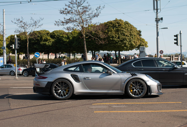 Porsche 991 GT2 RS Weissach Package