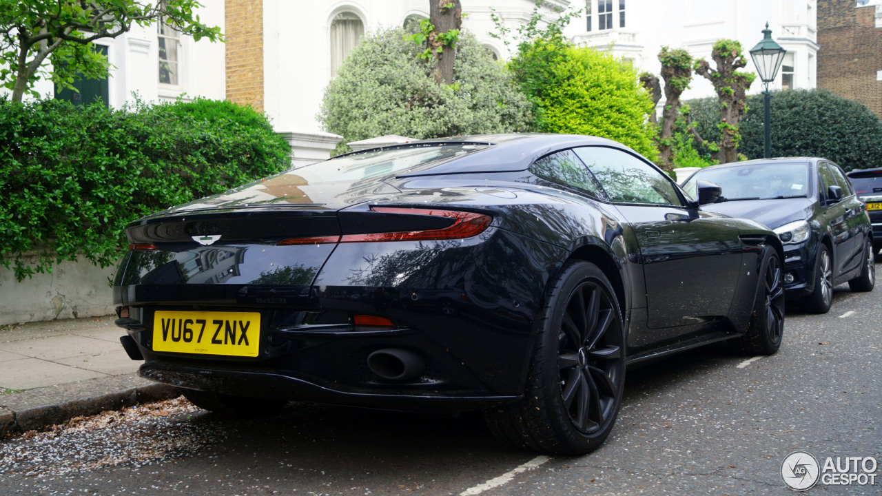 Aston Martin DB11