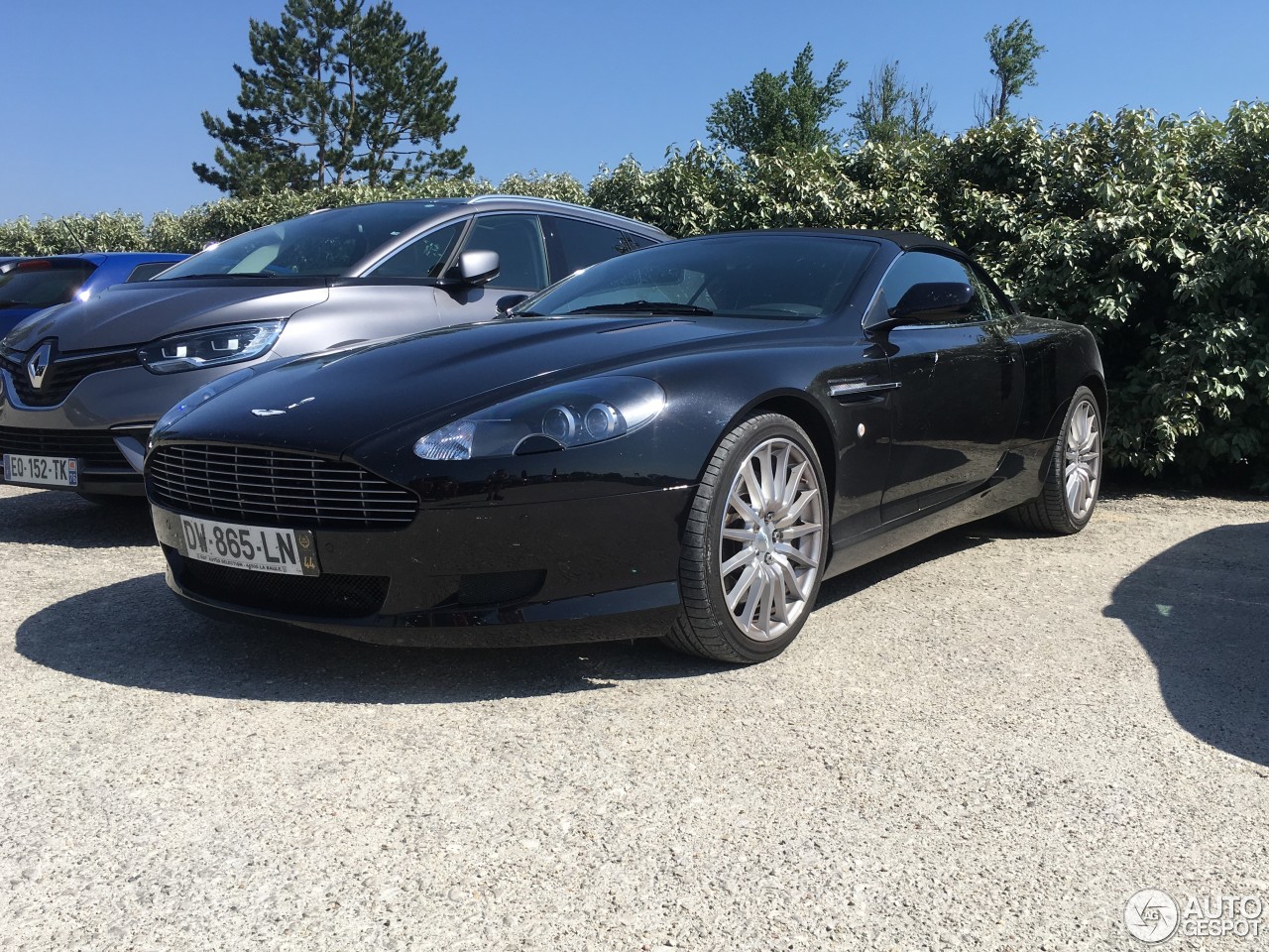 Aston Martin DB9 Volante